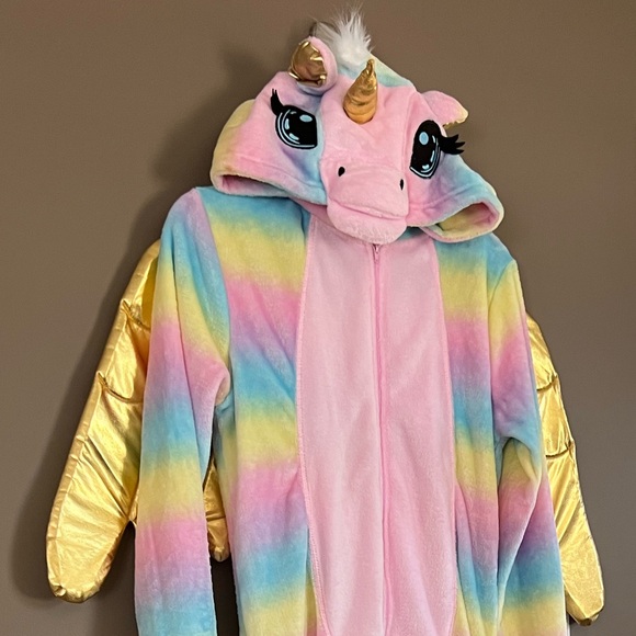 Unicorn onesie 🦄 - Picture 3 of 8